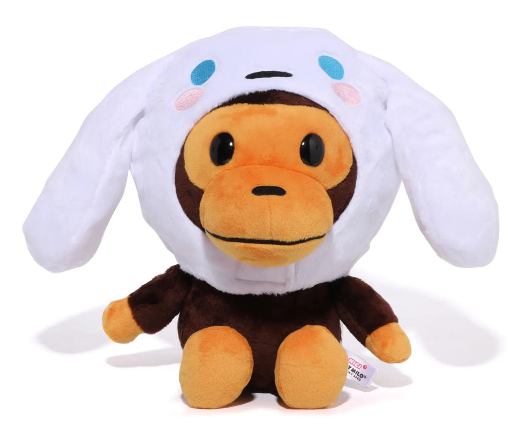A BATHING APE アベイシングエイプ BABY MILO キリン ぬいぐるみ