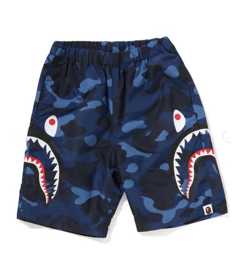 A BATHING APE BAPE KIDS COLOR CAMO SIDE SHARK BEACH SHORTS