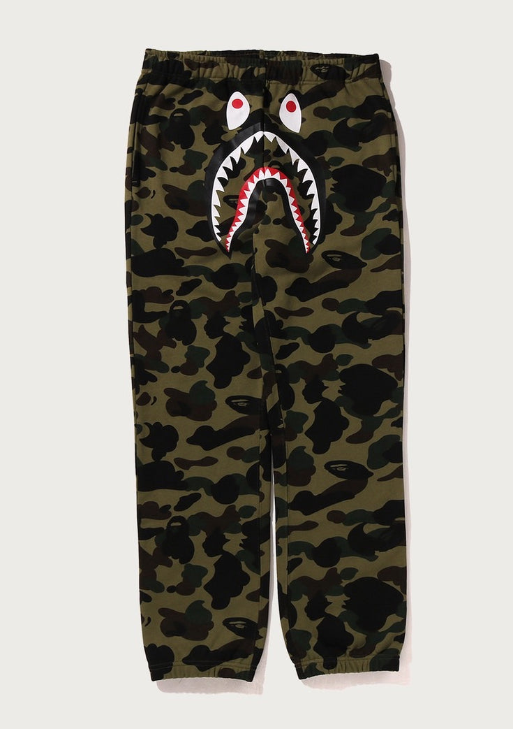 A BATHING APE 1ST CAMO SHARK SWEAT PANTS