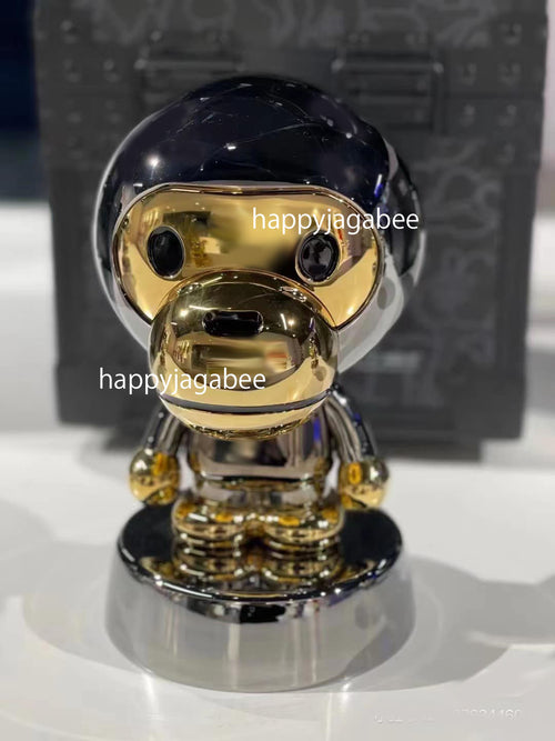 A BATHING APE METAL MILO FIGURE ( Limited 500 worldwide）