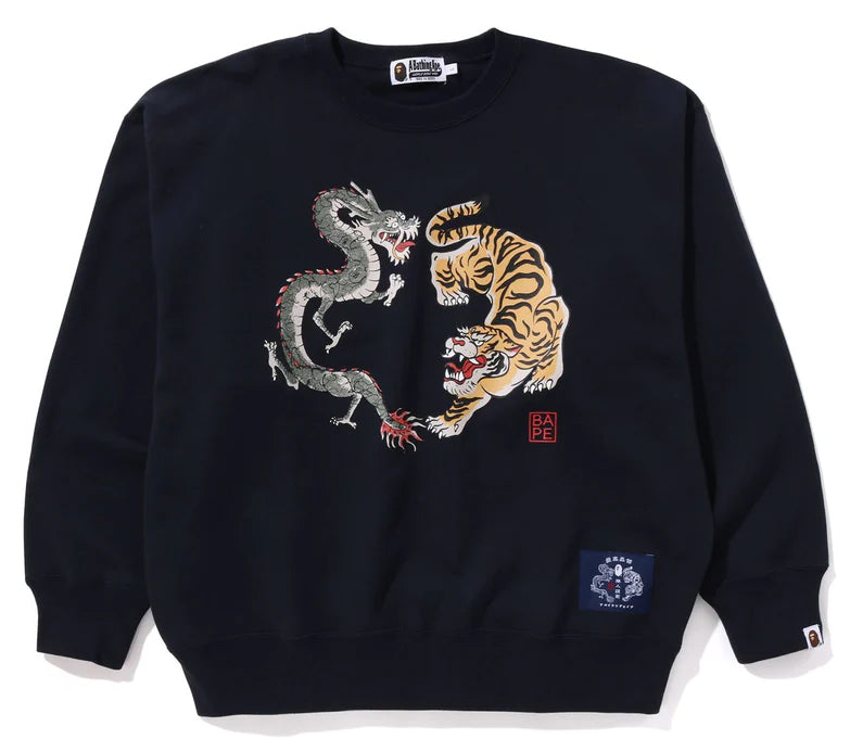 A BATHING APE JAPAN CULTURE TIGER AND DRAGON CREWNECK ( RELAXED FIT )