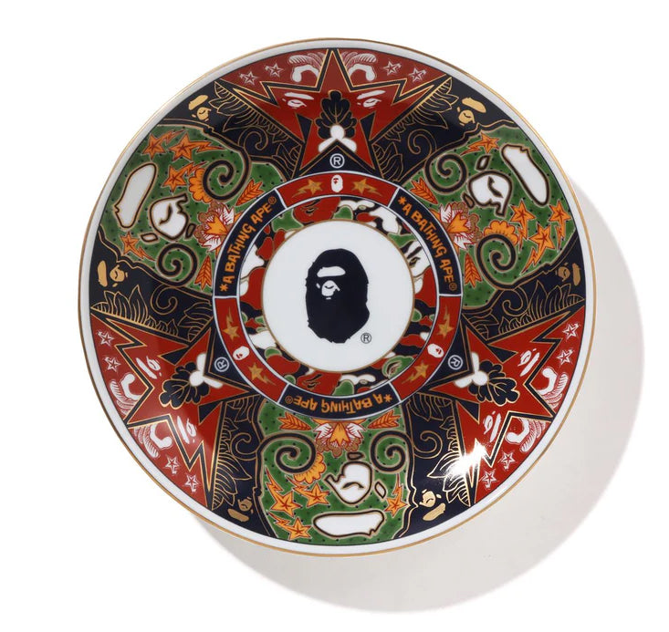 A BATHING APE PORCELAIN ORNAMENTAL PLATE
