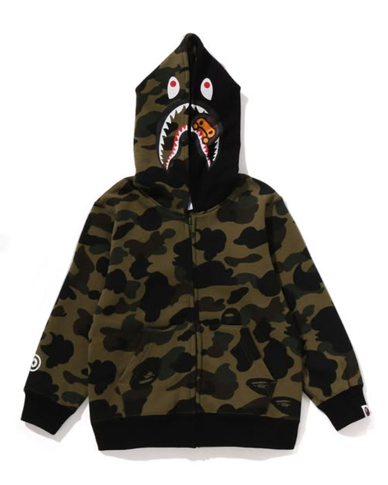 A BATHING APE BAPE KIDS 1ST CAMO MILO SHARK ZIP HOODIE