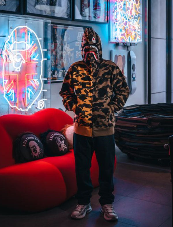 A BATHING APE 1ST CAMO SEPARATE SHARK FULL ZIP HOODIE