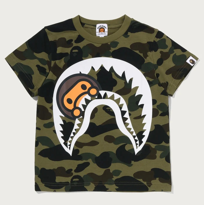 A BATHING APE BAPE KIDS 1ST CAMO MILO SHARK TEE