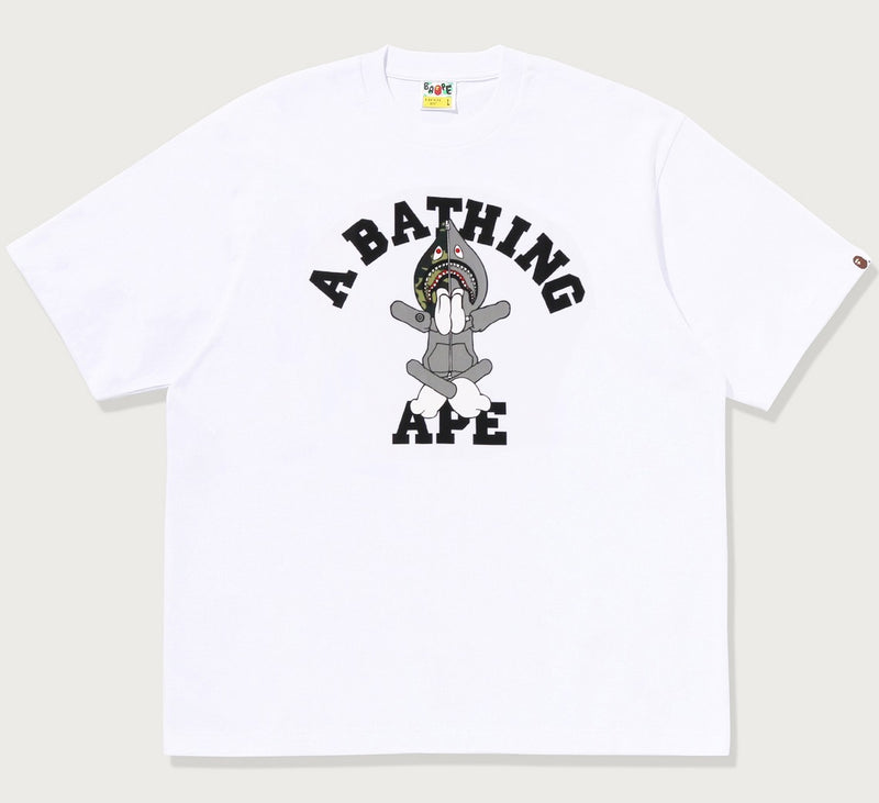 A BATHING APE BABY MILO SHARK SEIJIN COLLEGE RELAXED FIT TEE