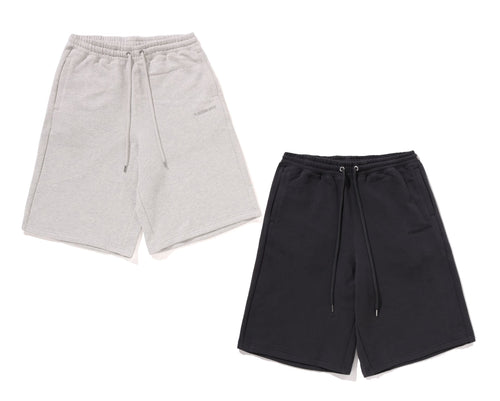 A BATHING APE BATHING APE LOGO KNEE LENGTH RELAXED FIT SWEAT SHORTS