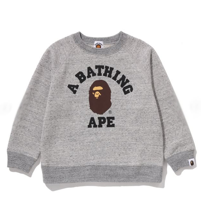 A BATHING APE BAPE KIDS COLLEGE RELAXED FIT CREWNECK SWEATSHIRT