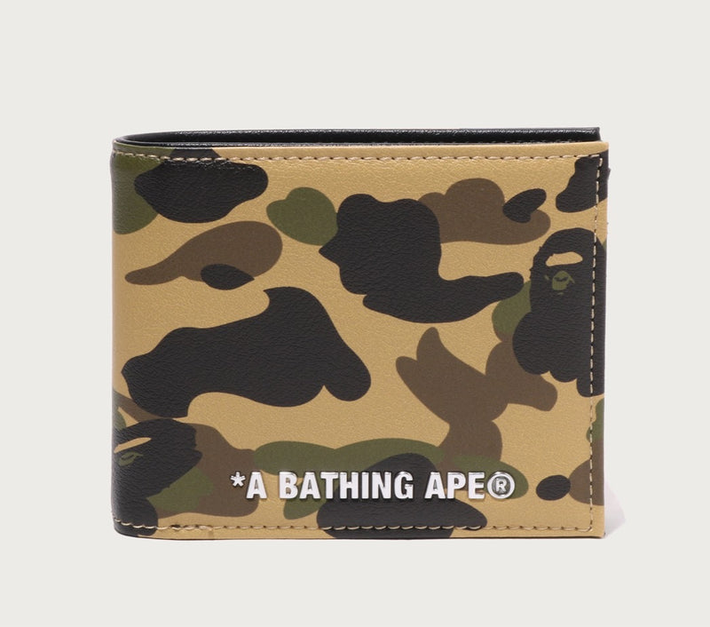A BATHING APE 1ST CAMO MINI WALLET