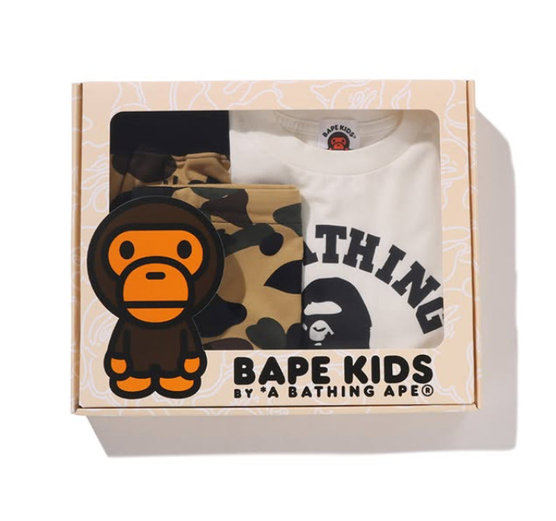 A BATHING APE BAPE KIDS 1ST CAMO COLLEGE KIDS GIFT SET
