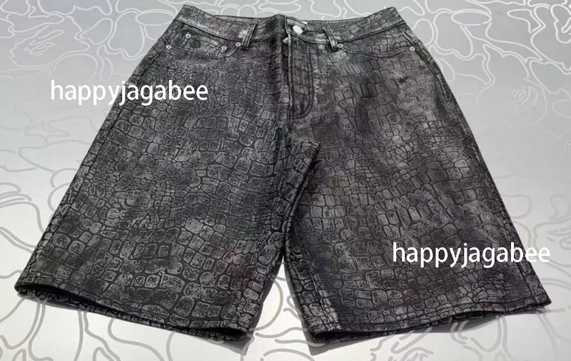 A BATHING APE CROC PATTERN LEATHER KNEE LENGTH PANTS
