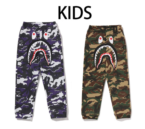 A BATHING APE BAPE KIDS GLITCH WOODLAND CAMO SHARK SWEAT PANTS