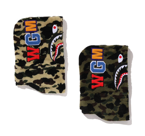 A BATHING APE 1ST CAMO SHARK BOA SNOOD