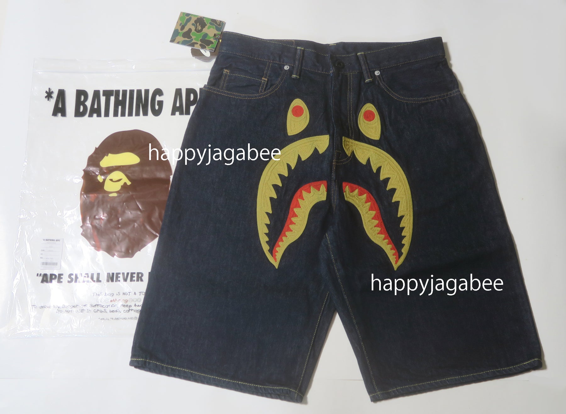 A BATHING APE SHARK DENIM SHORTS – happyjagabee store