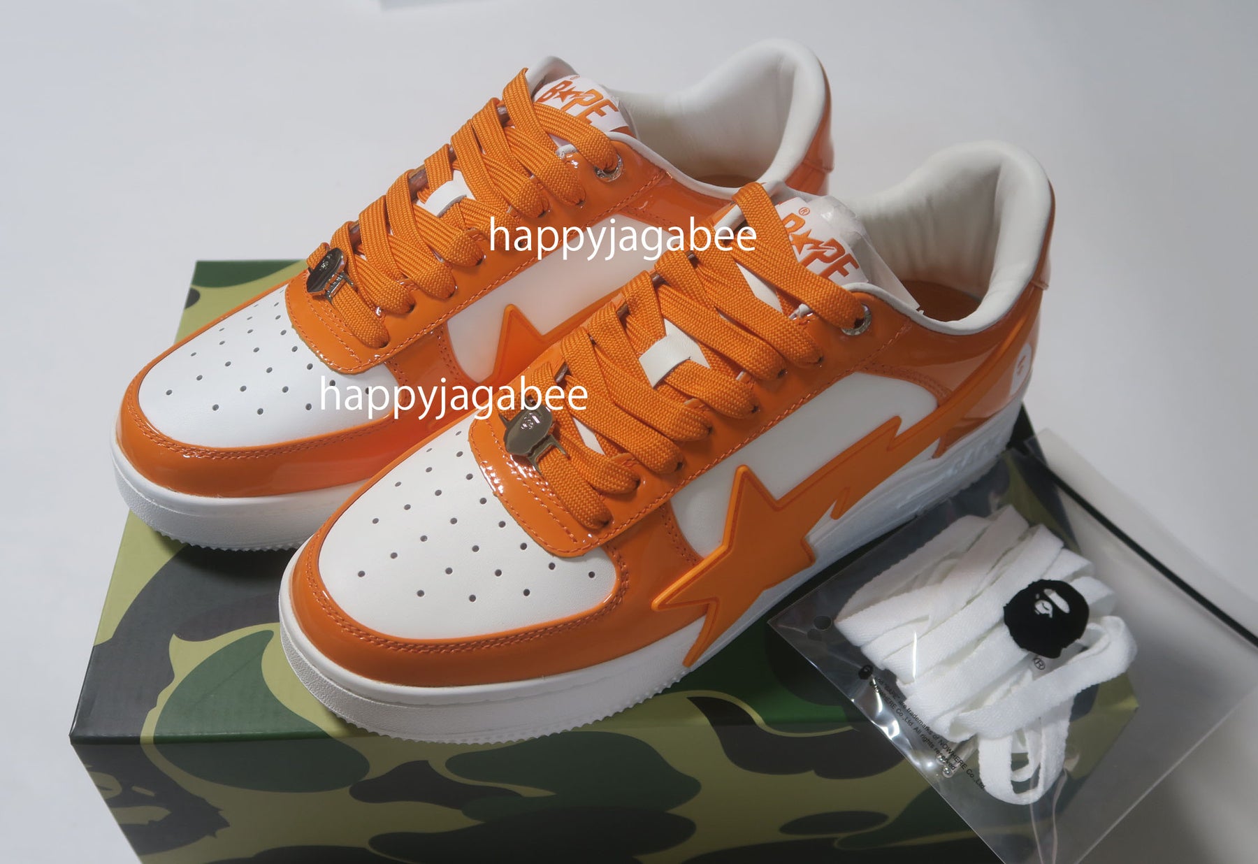 A BATHING APE Bape Sta Tokyo Low 'Multicolor White' BAPESTA