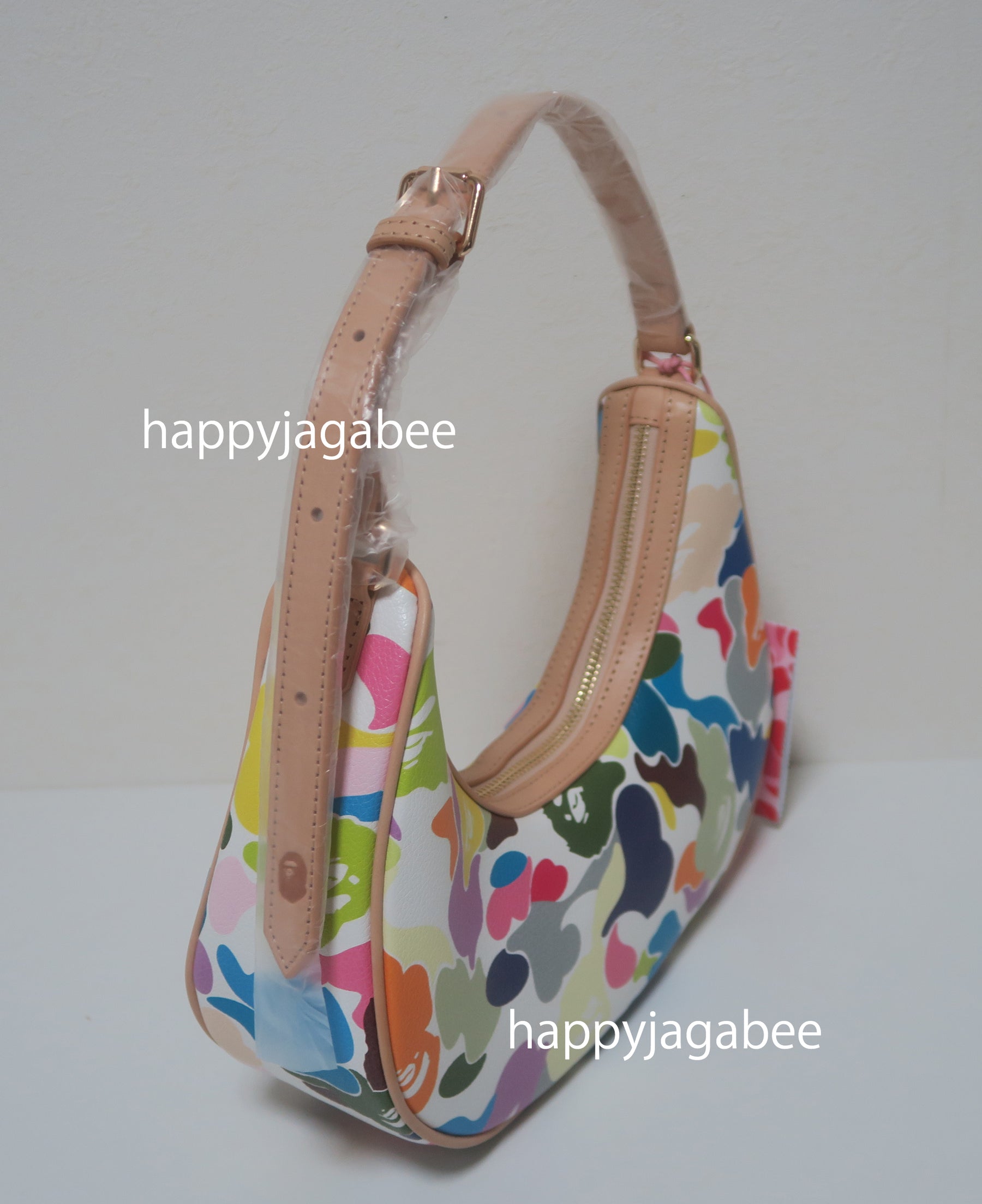 A BATHING APE Ladies' Multi CAMO HAND BAG – happyjagabee store