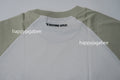 A BATHING APE ONE POINT RELAXED FIT RAGLAN TEE