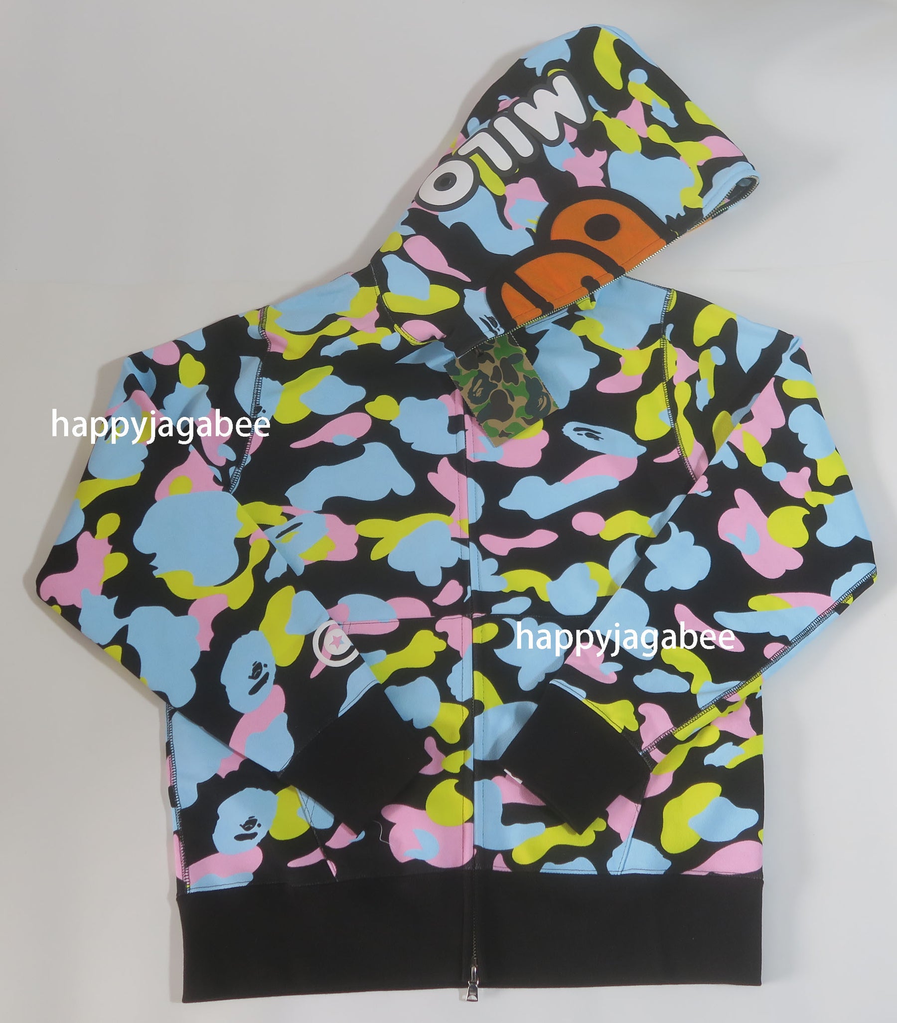 a bathing ape baby milo マルチカラー カモ ポロシャツ NEW MULTI CAMO BABY MILO®︎ REGULAR FIT FULL ZIP HOODIE 2026年1月