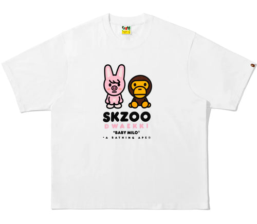 A BATHING APE BAPE x STRAYKIDS DWAEKKI BABY MILO TEE