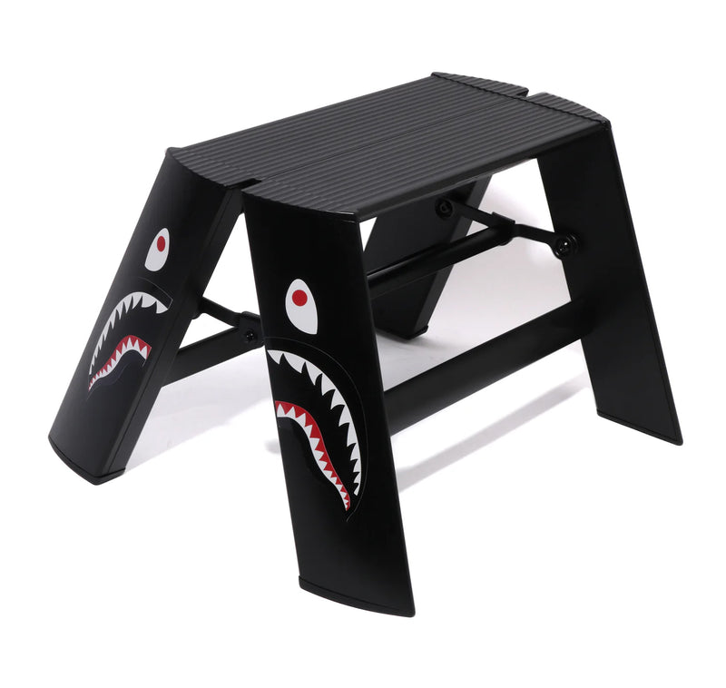 A BATHING APE BAPE x LUCAMO - SHARK 1 STEP