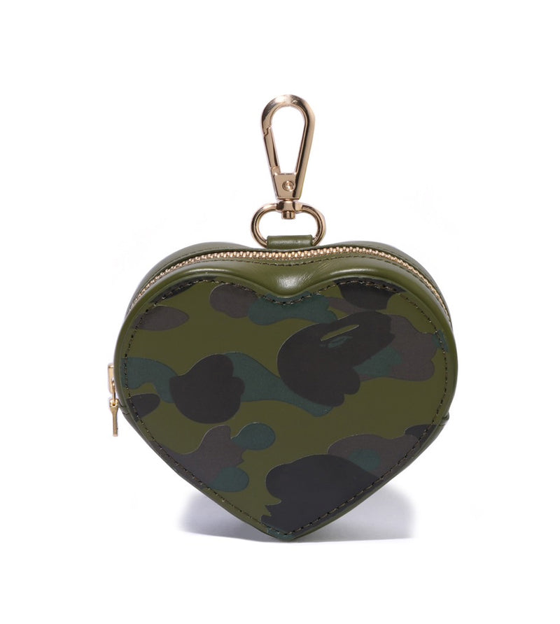 A BATHING APE Ladies' 1ST CAMO HEART SHAPED COIN CASE
