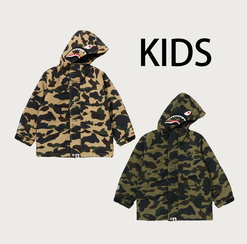 A BATHING APE BAPE KIDS 1ST CAMO SHARK SNOWBOARD JACKET