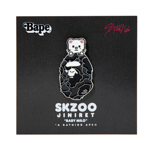 A BATHING APE BAPE x STRAYKIDS JINIRET METAL PIN