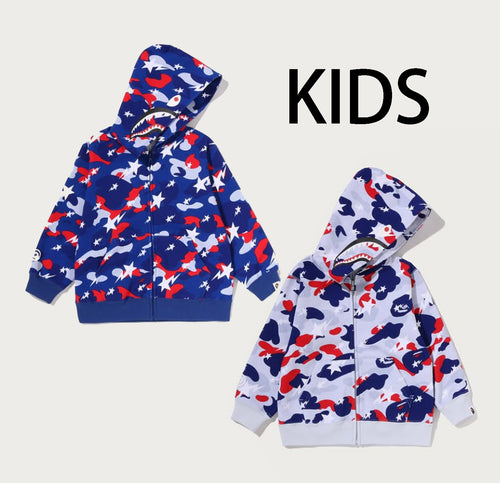 A BATHING APE BAPE KIDS STA STRIKE CAMO SHARK ZIP HOODIE