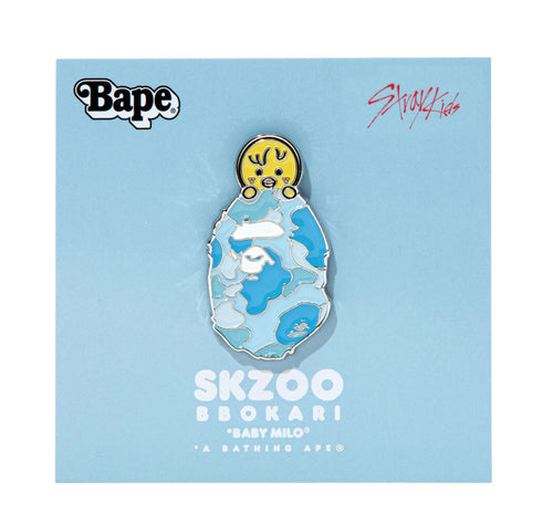 A BATHING APE BAPE x STRAYKIDS BBOKARI METAL PIN