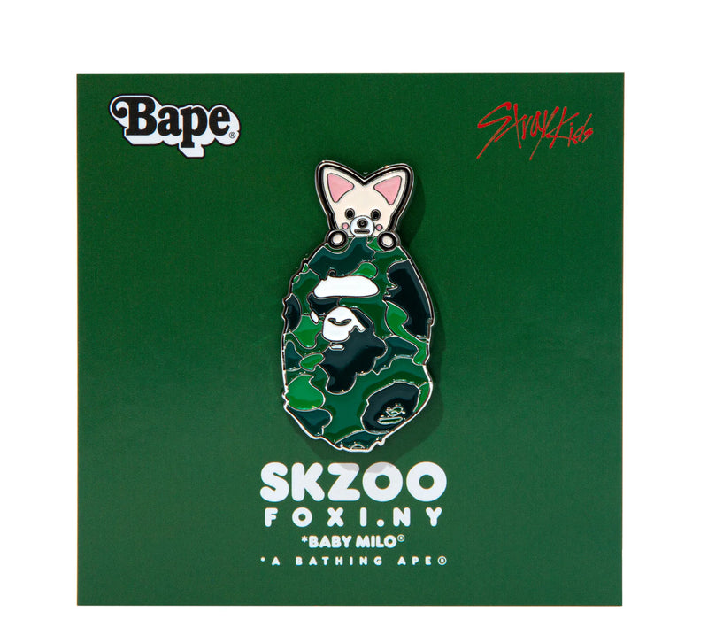 A BATHING APE BAPE x STRAYKIDS FOXI.NY METAL PIN