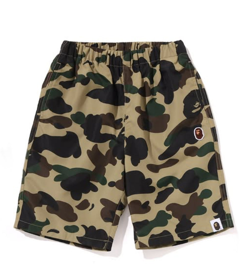 A BATHING APE BAPE KIDS 1ST CAMO ONE POINT BEACH SHORTS - happyjagabee store