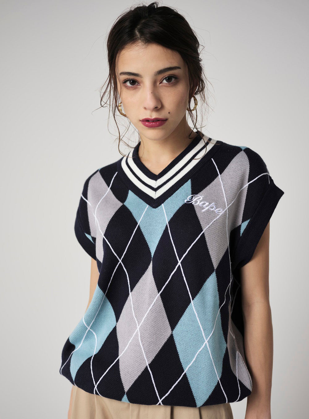 A BATHING APE Ladies' APE EMBROIDERY ARGYLE KNIT VEST