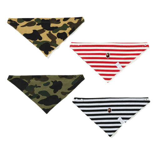 A BATHING APE BAPE KIDS 1ST CAMO BANDANA BIB