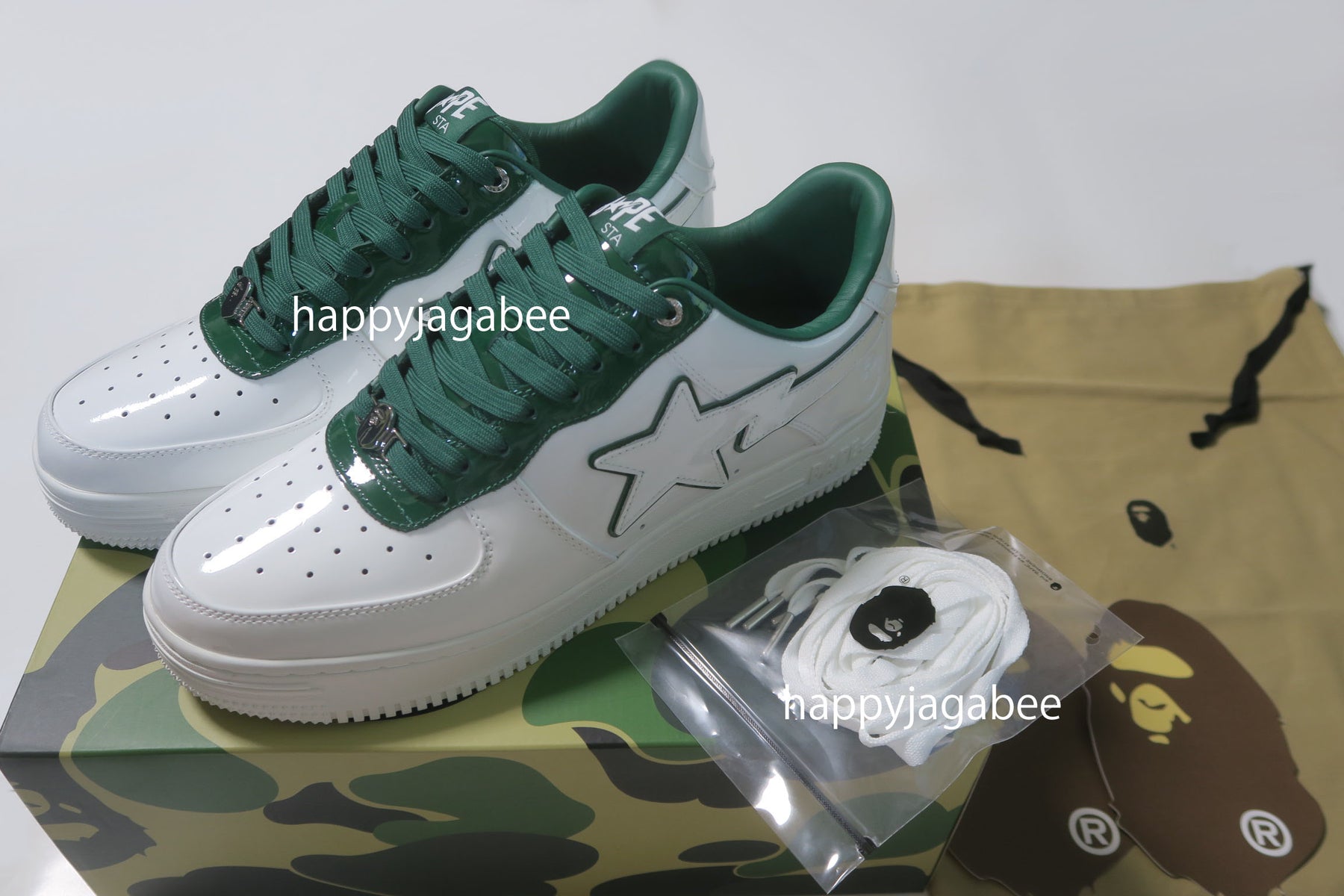 自宅保管していました未使用品　A BATHING APE   BAPE STA サイズ8