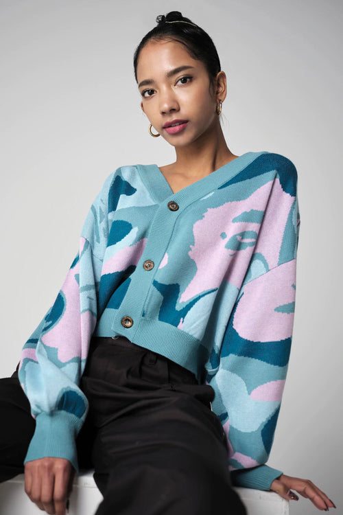 A BATHING APE Ladies' MARBLE CAMO KNIT CROPPED CARDIGAN