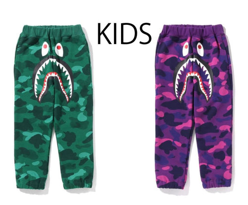 A BATHING APE BAPE KIDS COLOR CAMO SHARK SWEAT PANTS