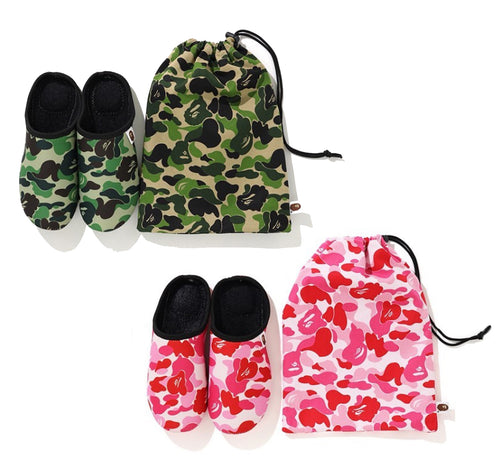 A BATHING APE ABC SLIPPERS & POUCH SET - happyjagabee store