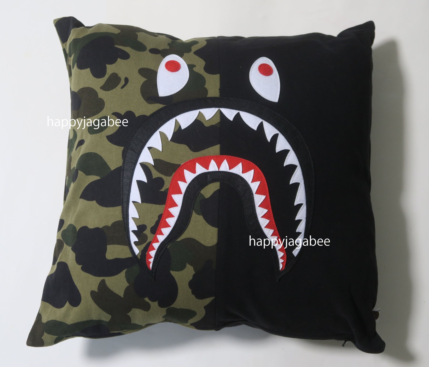 A BATHING APE Goods 1ST CAMO SHARK SQUARE CUSHION – happyjagabee store