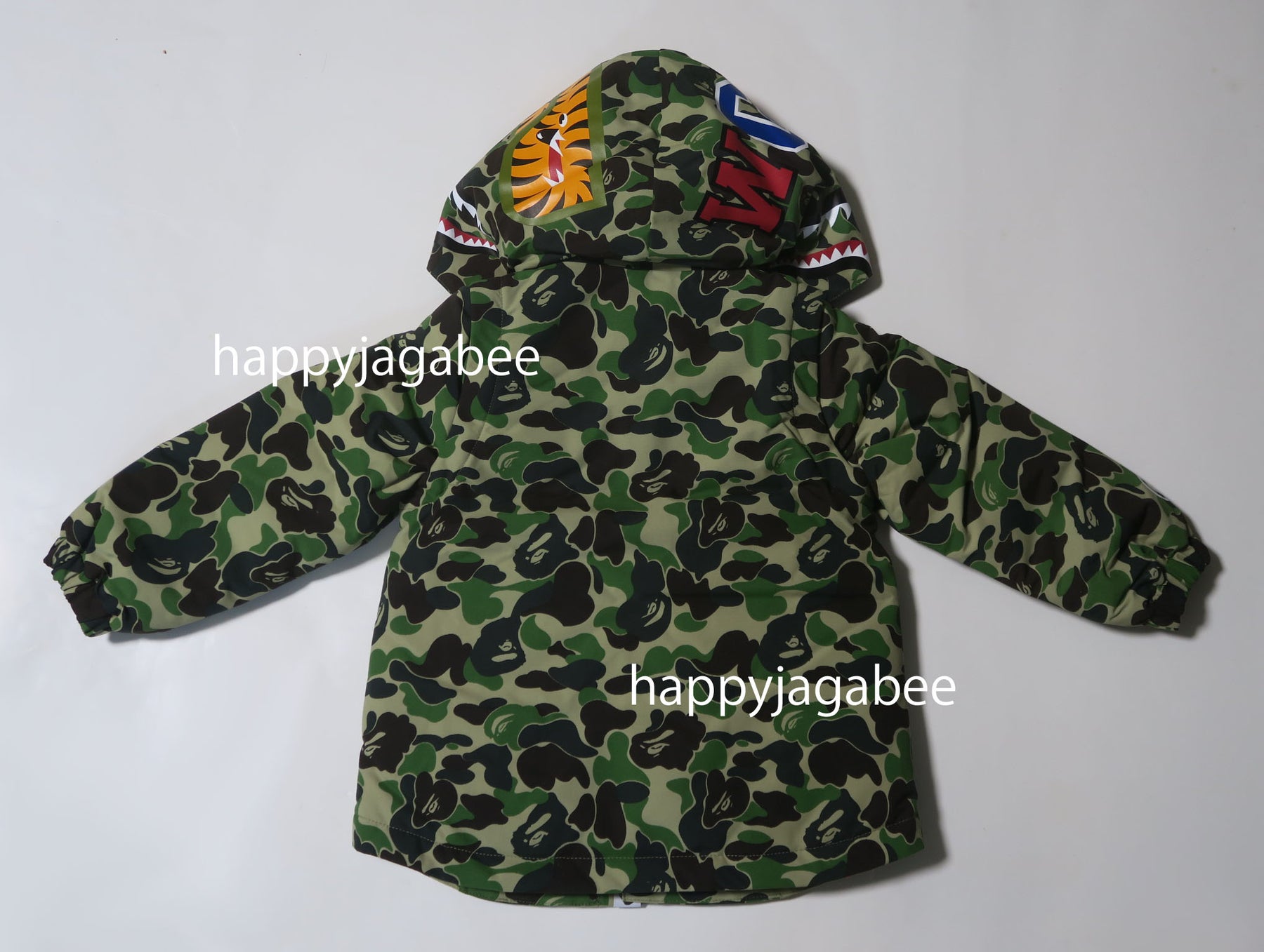 【BAPE KIDS】迷彩 カモフラ フード ドルマンポンチョ あったか レア