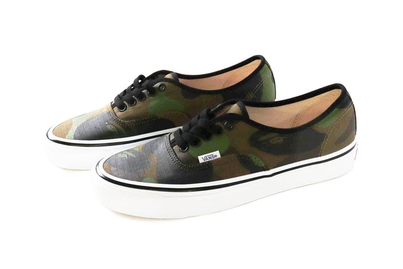 A BATHING APE BAPE x VANS 1ST CAMO AUTHENTIC